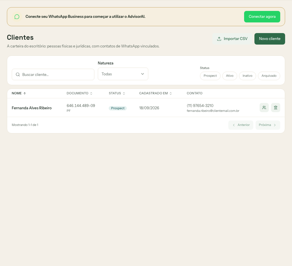 Lista de clientes mostrando o cliente recém-cadastrado, com nome, documento, status Prospect e contato
